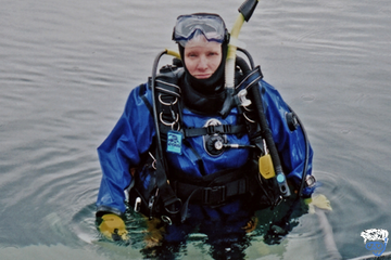 At What Temperature Do You Need A Drysuit? (Drysuit Temperature Range)
