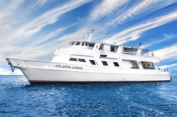 The Best Philippines Liveaboards (Scores Over 9 Out of 10)