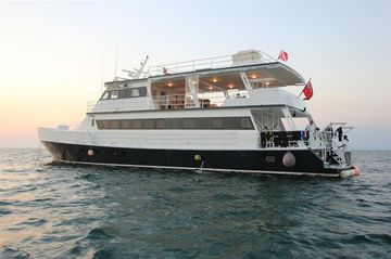 Cuba Avalon I Liveaboard Review (Best For Diving Jardines de la Reina)