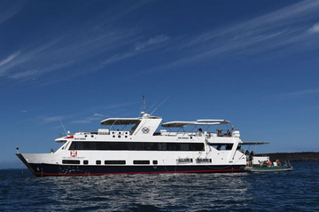 Galapagos Humboldt Explorer Liveaboard Reviews: One Of The Best Liveaboards