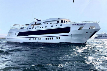 Galapagos Tiburon Explorer Liveaboard Review: New Top Liveaboard