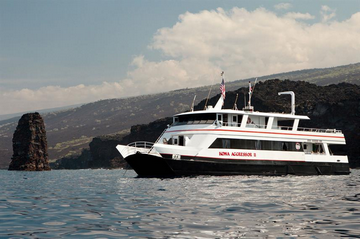 Kona Aggressor II Reviews: Big Island Liveaboard Diving