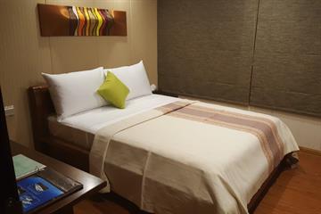 Maldives Liveaboard Single Cabin (Maldives Diving As a Single Person)