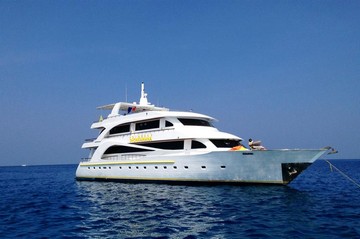 Best Maldives Liveaboards Compared Emperor Voyager vs Blue Force One vs Honors Legacy vs Princess Dhonkamana