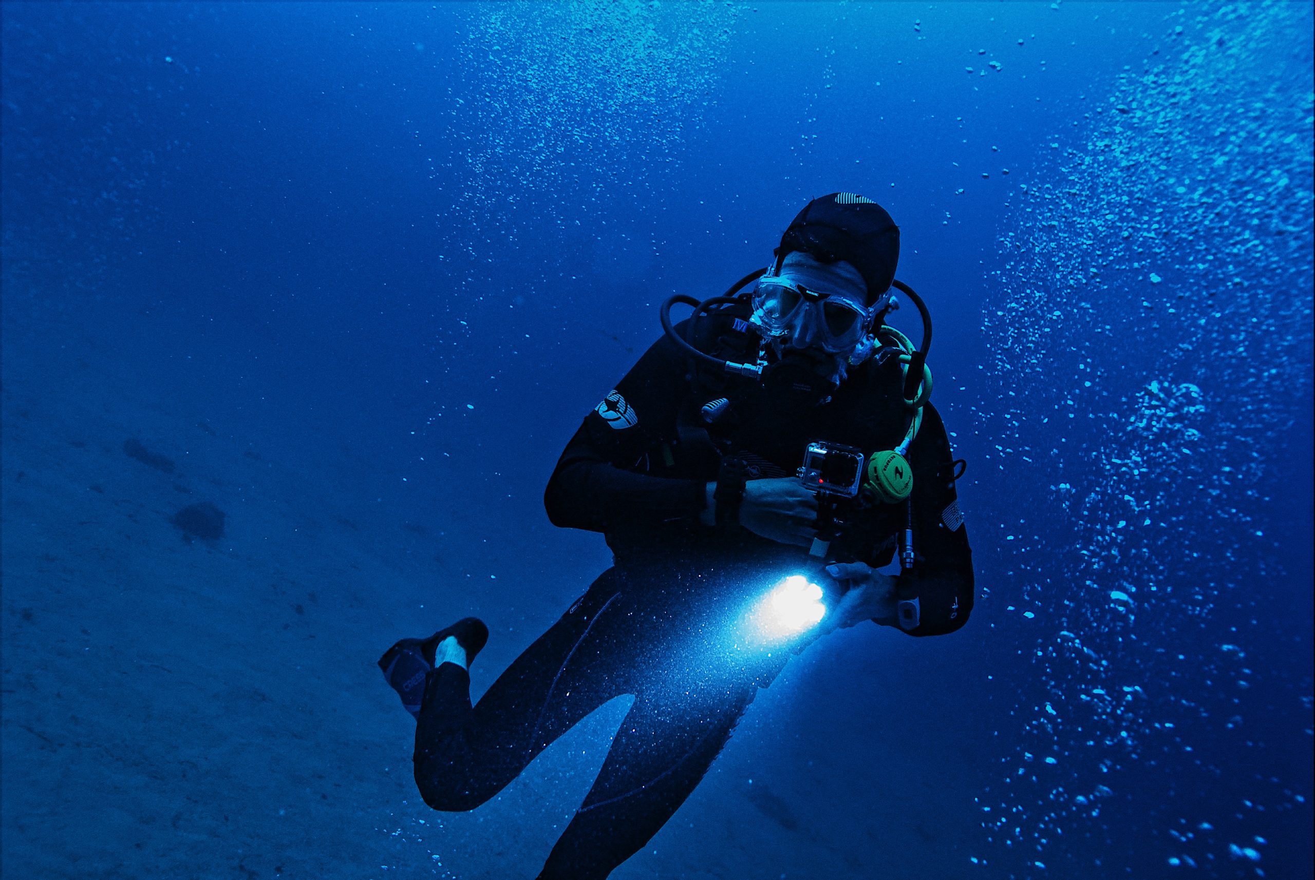 How Deep Can A Human Dive Without Being Crushed?